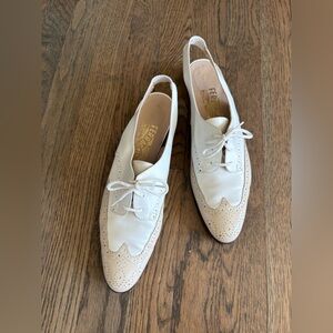 SALVATORE FERRAGAMO | VINTAGE Women's White and Khaki Leather Wing Tip Shoes.